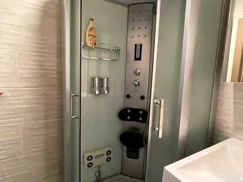 квартира за адресою Металургів просп., 50