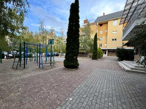 квартира по адресу Воссоединения ул., 17