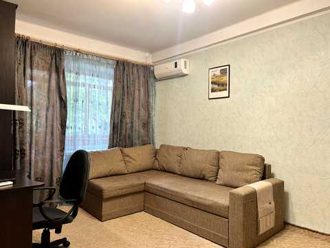 квартира за адресою Златопільська вул., 4