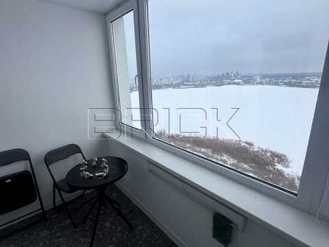 квартира за адресою Ревуцького вул., 54
