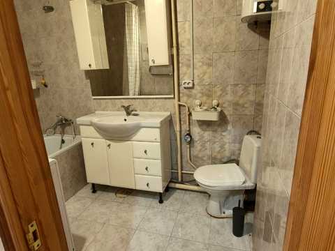 квартира за адресою Казимира Малевича вул. (Боженка), 83