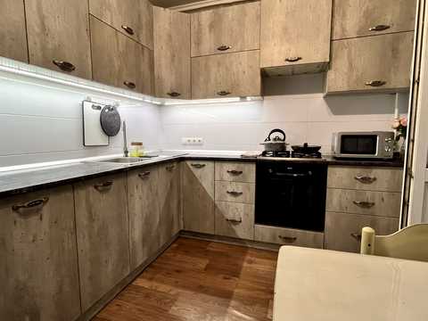 квартира по адресу Боровиковского бульв., 5