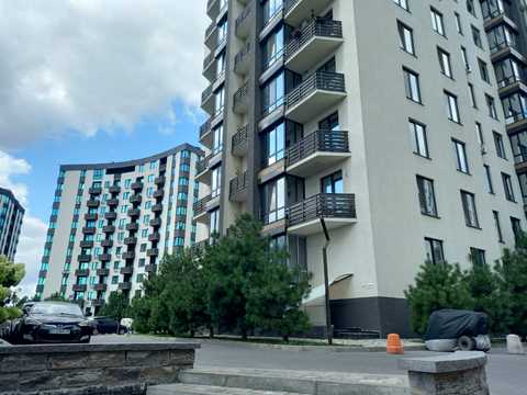 квартира за адресою Героїв Небесної Сотні просп., (Будинок 14/1)