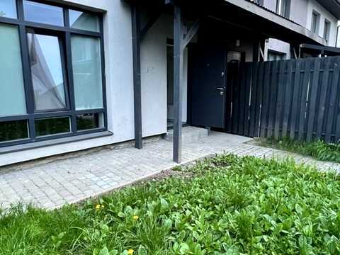 дом по адресу Фабрична, 8