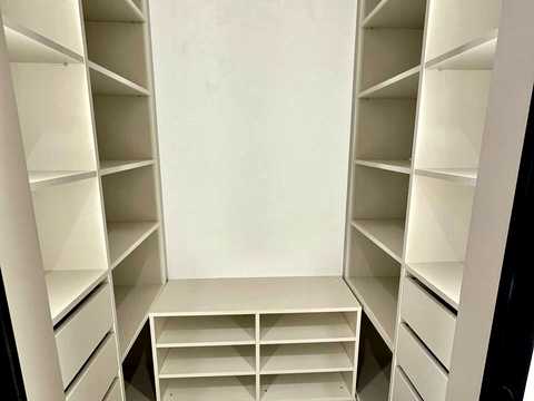 квартира за адресою Київ, Олени Пчілки вул., 7