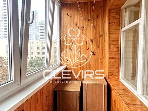 квартира за адресою Шовкуненка вул., 5