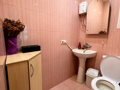 коммерческая по адресу Набережно-Крещатицкая ул., 35
