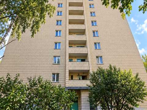 квартира за адресою Чеська вул., 6