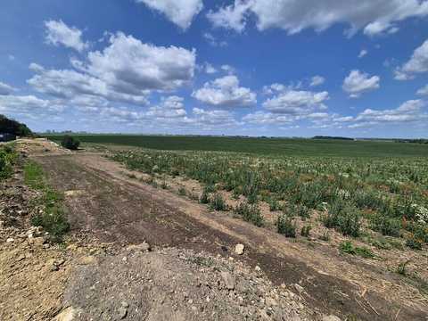 ділянка за адресою с. Смиківці, Єдності вул.