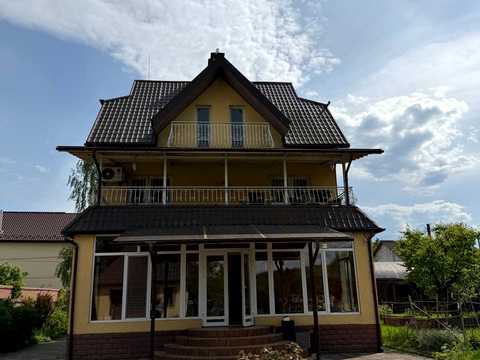дом по адресу Богдана Хмельницького