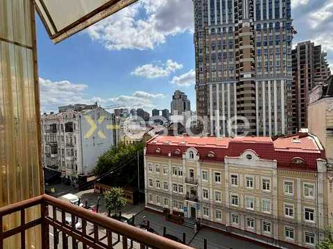 квартира по адресу Саксаганского ул., 32