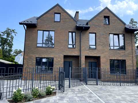 будинок за адресою Ірпінь, Василя Стуса вул. (Пушкінська)