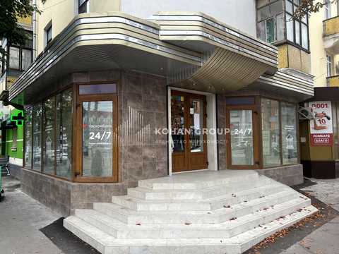 комерційна за адресою Соборна вул., 19