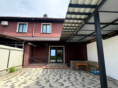 дом по адресу Військбуд