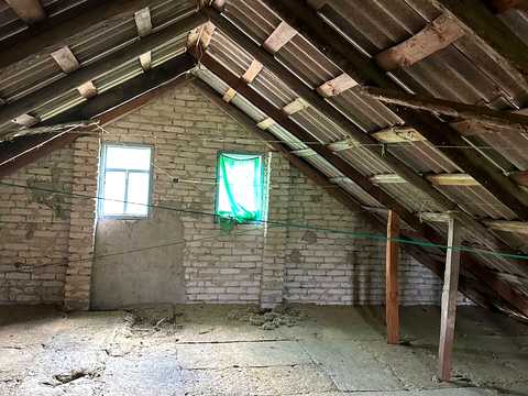 дом по адресу с. Дермань Первая, Набережна, 5
