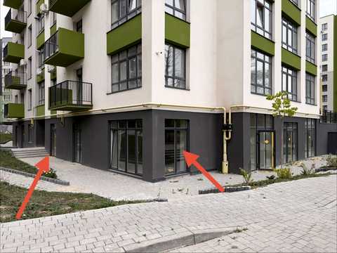 комерційна за адресою Приозерна вул., (Будинок 21)