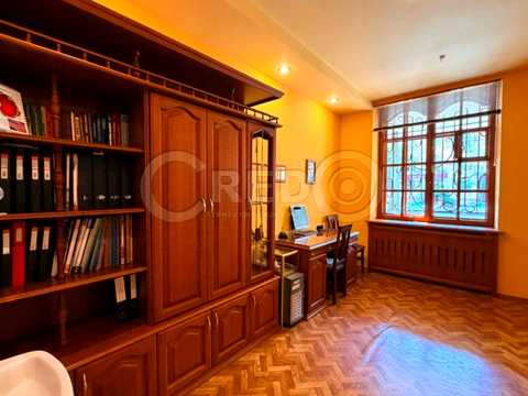 комерційна за адресою Кривий Ріг, Січеславська вул. (Кремлівська), 28