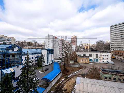 коммерческая по адресу Кловский спуск, 7