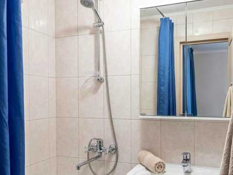 квартира за адресою Зодчих вул., 44