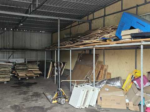 комерційна за адресою Костомарова, 53Б