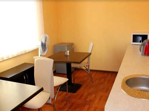 комерційна за адресою Костомарова, 53Б