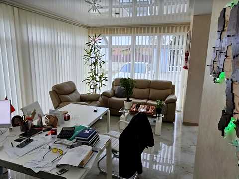 комерційна за адресою Костомарова, 53Б