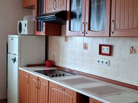 квартира по адресу Миколы Бажана просп., 10