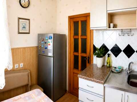 квартира за адресою Академіка Корольова вул., 42