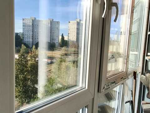 квартира за адресою Валентинівська вул. (Блюхера), 46