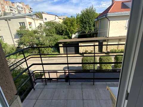 квартира за адресою Грицая, 10