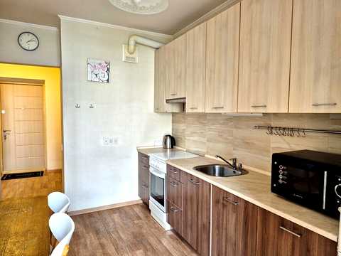 квартира за адресою Ованеса Туманяна вул., 3