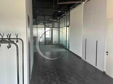 комерційна за адресою Товарна вул., 1