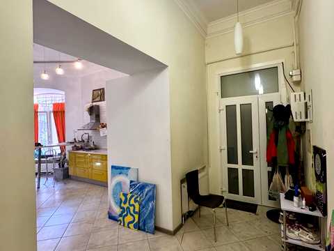 квартира за адресою Івана Луценка пров., 4