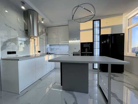 квартира за адресою Юнацька вул., 4
