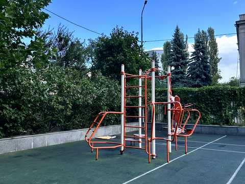 квартира по адресу Кирилло-Мефодиевская ул., 2