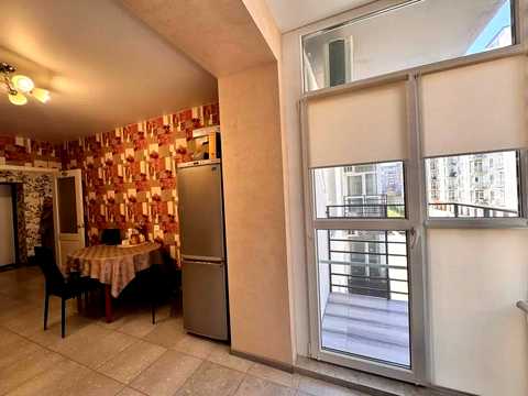квартира за адресою Співдружності вул., 7
