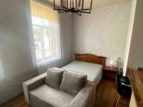 квартира за адресою Максима Залізняка вул., 7