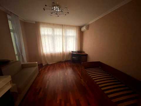 квартира за адресою Старонаводницька вул., 6-Б