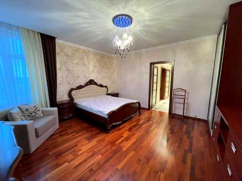 квартира за адресою Старонаводницька вул., 6-Б