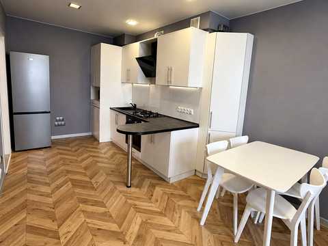 квартира по адресу Кульпарковская ул., 226-Е