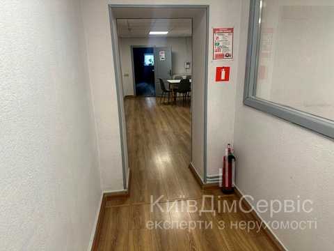 комерційна за адресою Михайла Котельникова вул., 35