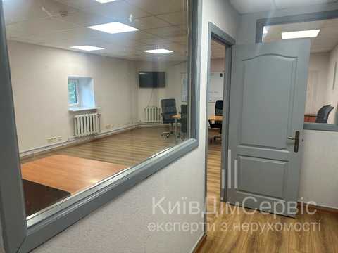 комерційна за адресою Михайла Котельникова вул., 35