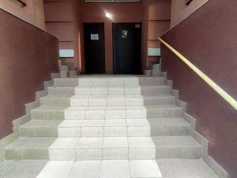 комерційна за адресою Ярослава Мудрого вул., 10/1