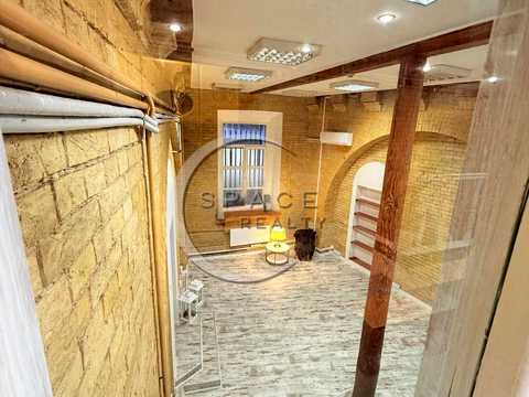 комерційна за адресою Рибальська вул., 22