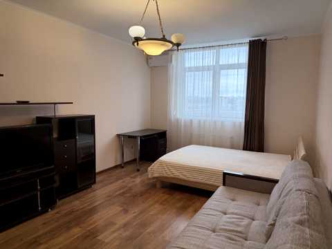 квартира по адресу Сім'ї Кульженків ул. (Петра Дегтяренка), 33