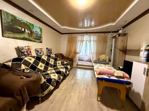 квартира за адресою Довженка вул., 12