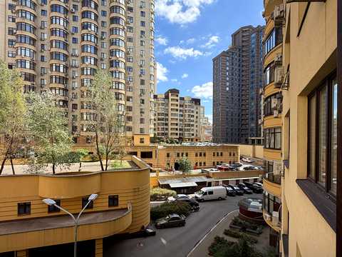 квартира за адресою Золотоустівська вул., 52