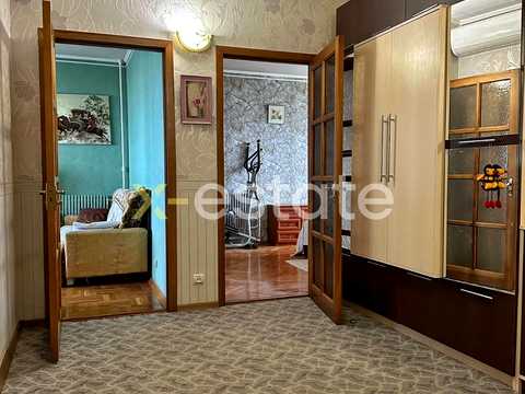 квартира по адресу Гвардейцев-Широнинцев ул., 42б