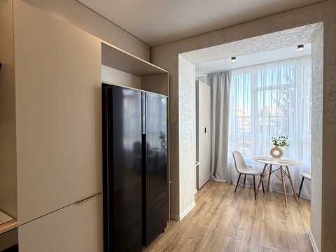 квартира по адресу Степана Бандери ул., 30-А