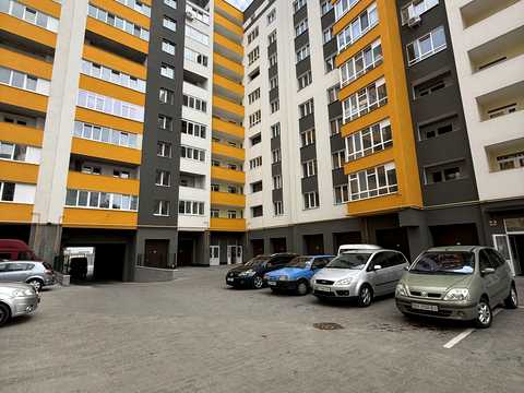 квартира по адресу Степана Бандери ул., 30-А